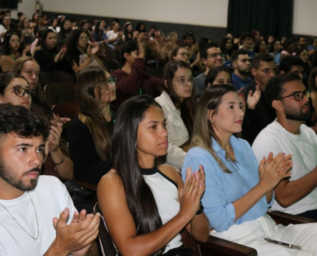 Abertura do 2 Simpsio de Fisioterapia  realizada com sucesso na Univs